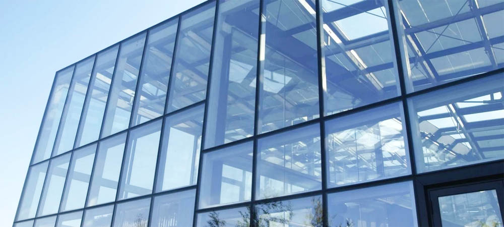 Фасадное остекление – новый виток в оформлении зданий