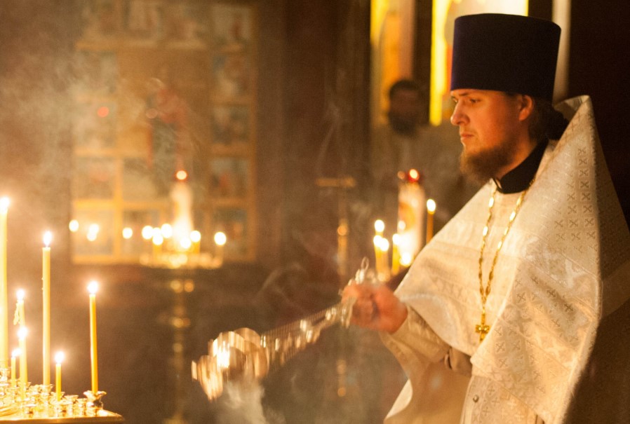 Где смотреть трансляцию богослужения на Пасху: «Барс» запустит 18 апреля Где смотреть трансляцию богослужения на Пасху: «Барс» запустит 18 апреля