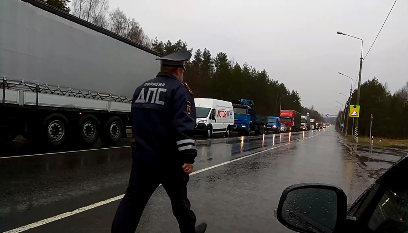 Въезд в Ивановскую область будет возможен со справкой об отсутствии коронавируса Регион не закрыли: пробка на въезде в Ивановскую область попала на видео