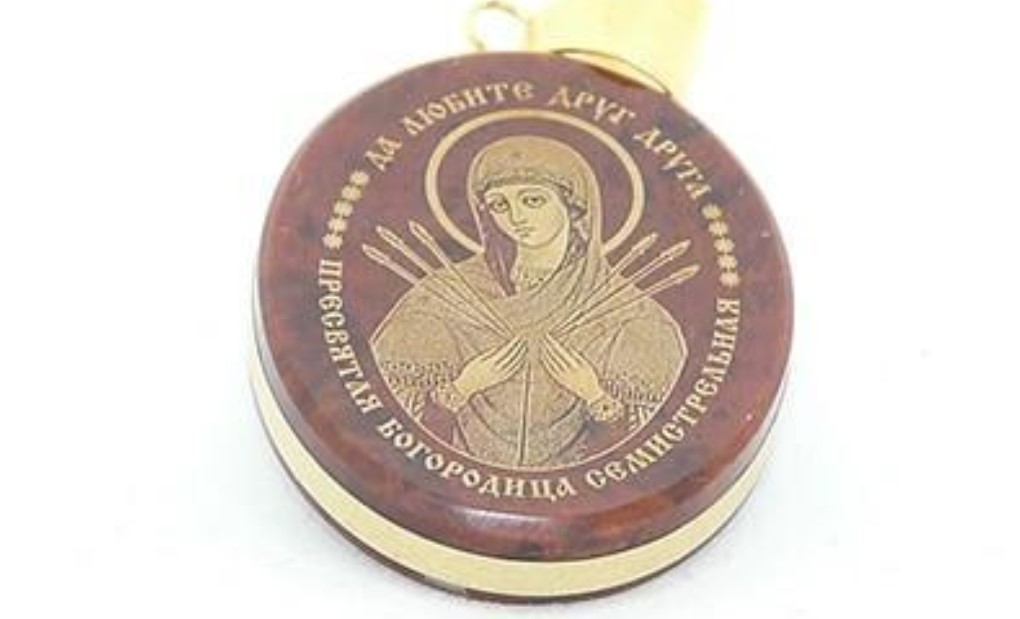 Интернет-магазин Обсидианс рассказал о нательных иконках своего ассортимента