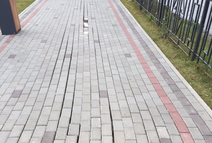 Набережная в Иваново продолжает разрушаться Набережная в Иваново продолжает разрушаться