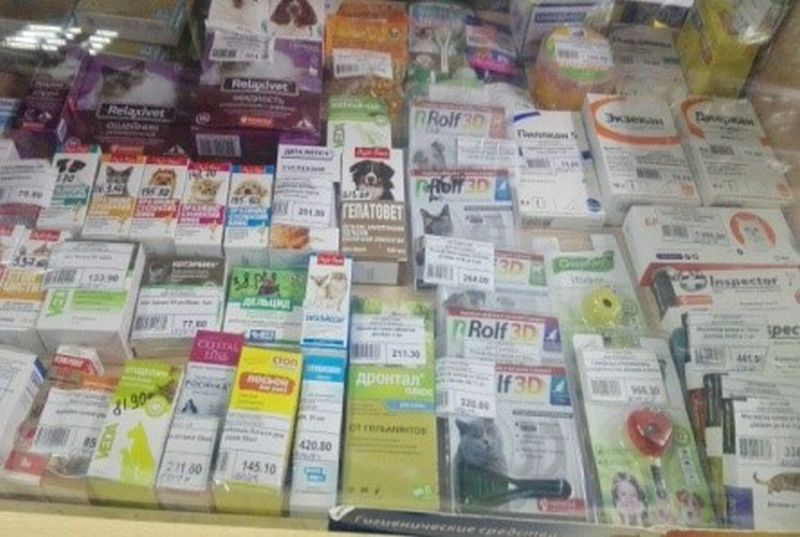 В одном из зоомагазинов без лицензии торговали лекарствами для животных В одном из зоомагазинов без лицензии торговали лекарствами для животных
