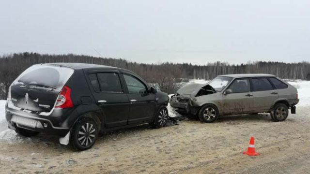 В ДТП на автодороге «Южа-Талицы-Мугреевский» пострадали пассажиры В ДТП на автодороге «Южа-Талицы-Мугреевский» пострадали пассажиры