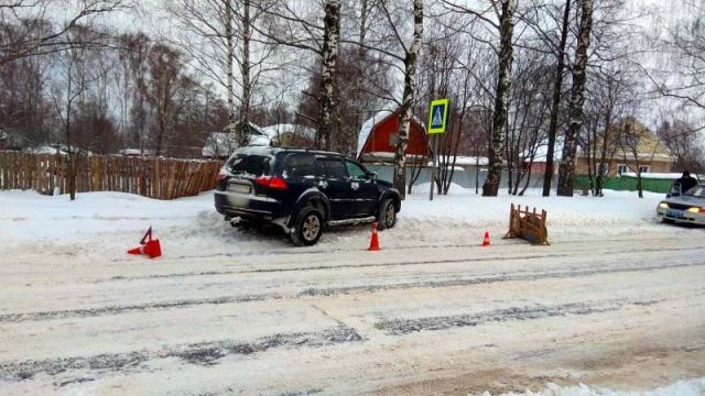 Под колеса «Мицубиси» в Кинешме попала женщина Под колеса «Мицубиси» в Кинешме попала женщина