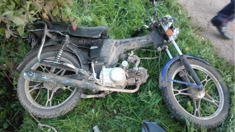 В Вичуге столкнулись «ВАЗ» и мопед: пострадали два подростка В Вичуге столкнулись «ВАЗ» и мопед: пострадали два подростка