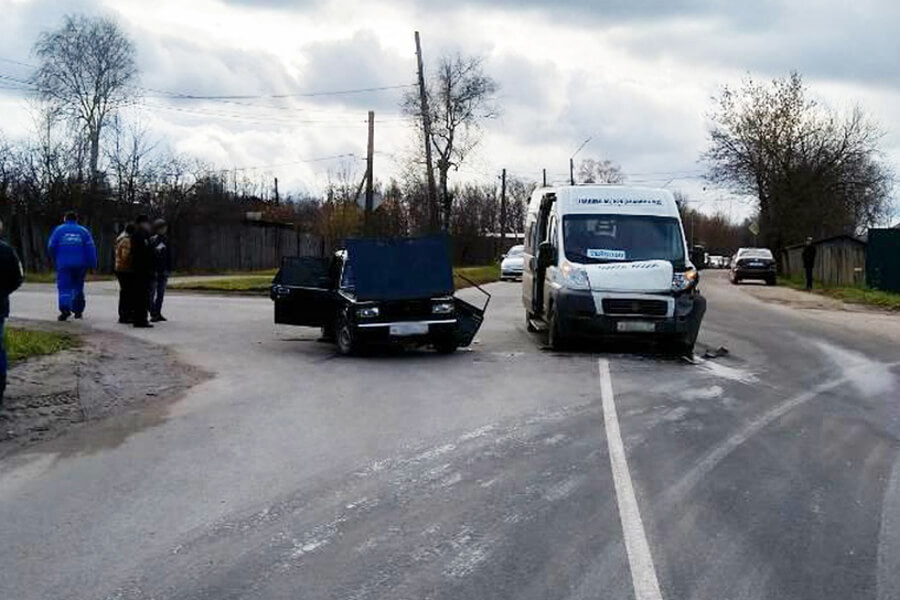 ГИБДД Ивановской области уточнил обстоятельства ДТП с маршруткой в Тейково ГИБДД Ивановской области уточнил обстоятельства ДТП с маршруткой в Тейково