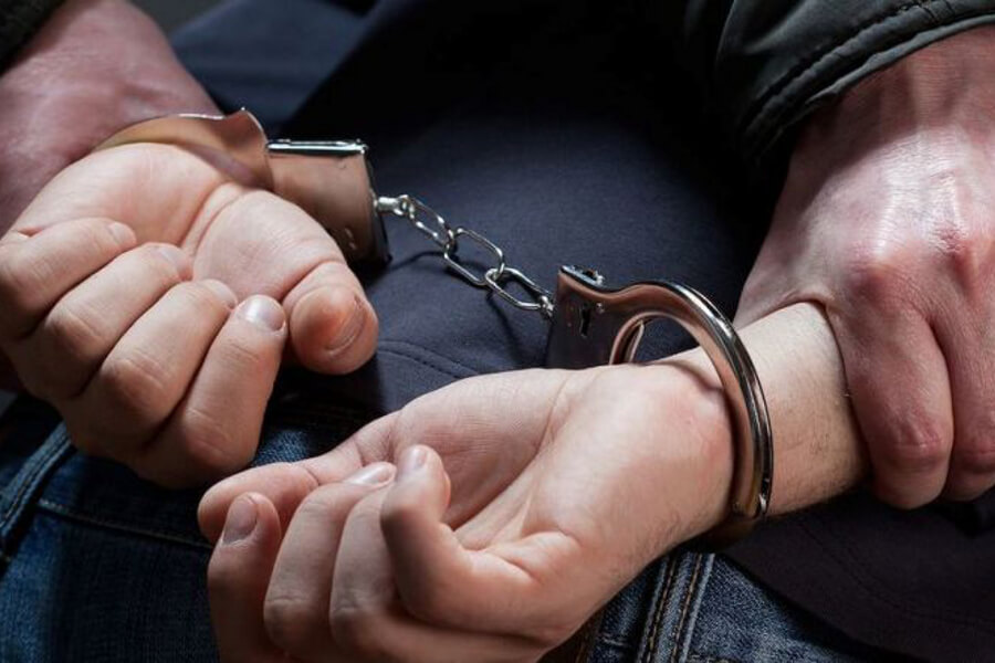 Дерзкий водитель в Иванове попал в изолятор после конфликта с инспекторами ГИБДД Дерзкий водитель в Иванове попал в изолятор после конфликта с инспекторами ГИБДД