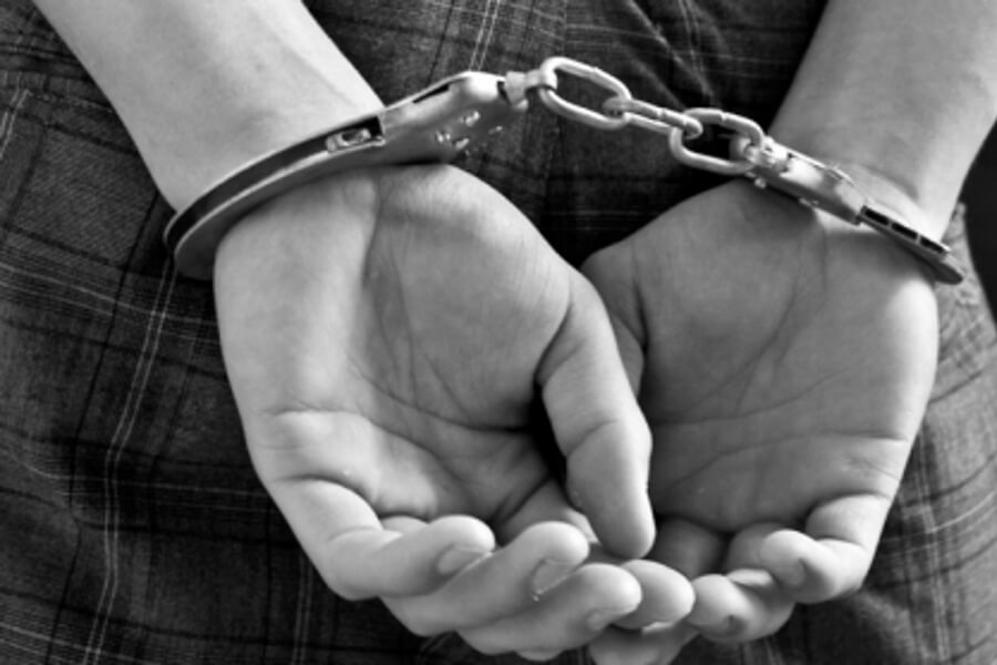 Ребенка изнасиловали в Иваново: педофил снимал видео издевательства в машине Ребенка изнасиловали в Иваново: педофил снимал видео издевательства в машине