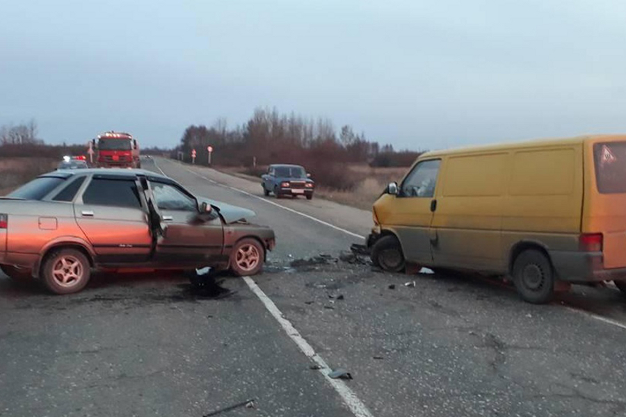 Водитель ВАЗ-2110 спровоцировал ДТП на трассе Ростов-Иваново-Нижний Водитель ВАЗ-2110 спровоцировал ДТП на трассе Ростов-Иваново-Нижний
