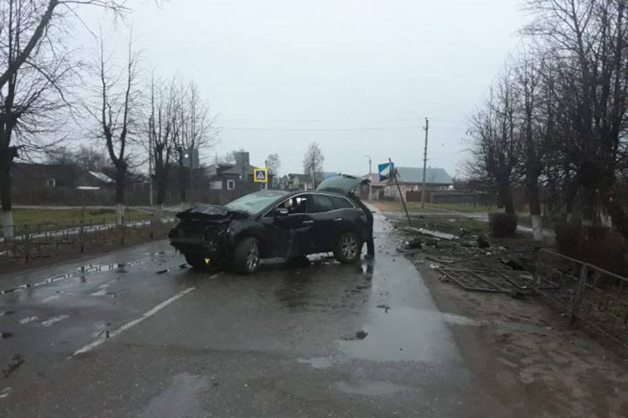 После ДТП в Юже водителя Mazda CX7 арестовали на восемь суток После ДТП в Юже водителя Mazda CX7 арестовали на восемь суток