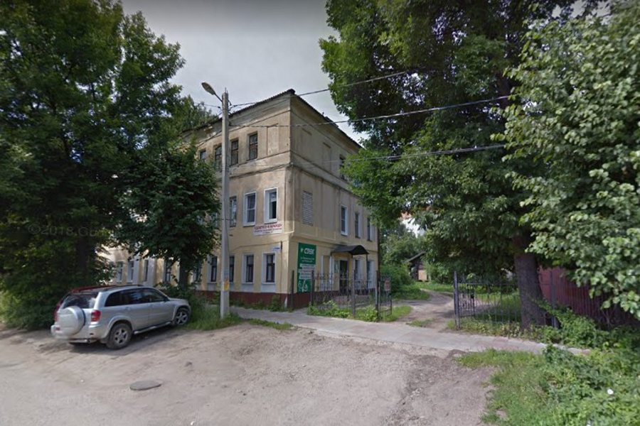 Суд обязал капитально отремонтировать крышу дома на улице Станко Суд обязал капитально отремонтировать крышу дома на улице Станко