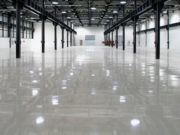 Промышленные полы: Как выбрать идеальное покрытие для вашего предприятия