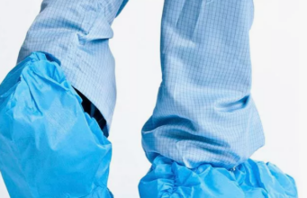 Ламинированные бахилы: надежная защита в любых условиях