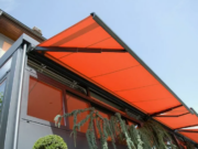 Кассетные выдвижные маркизы: идеальное решение для пиццерии Oversize Pizza Club