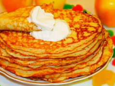 Как приготовить идеальные блины на молоке: классический рецепт, который не подведёт