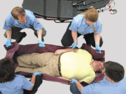 Как организовать перевозку тяжелых больных: советы и важные моменты