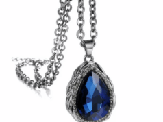 Кулон с сапфиром: почему этот камень не теряет своей магии