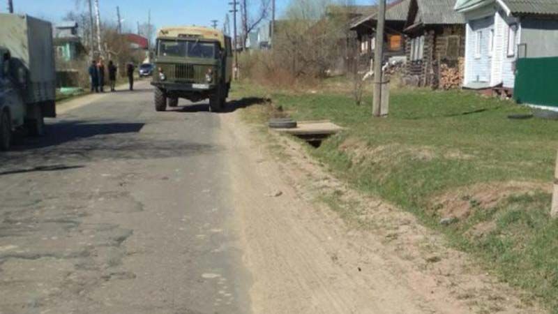 Грузовик в Лухском районе сбил пожилого велосипедиста: мужчина 77 лет в коме Грузовик в Лухском районе сбил пожилого велосипедиста: мужчина 77 лет в коме