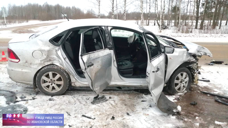 Двое взрослых и ребенок пострадали в аварии под Кинешмой Двое взрослых и ребенок пострадали в аварии под Кинешмой