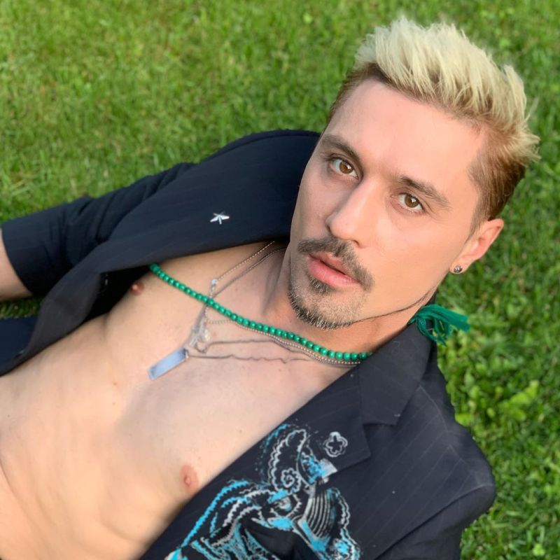 Дима Билан в очередной раз сменил имидж Дима Билан в очередной раз сменил имидж