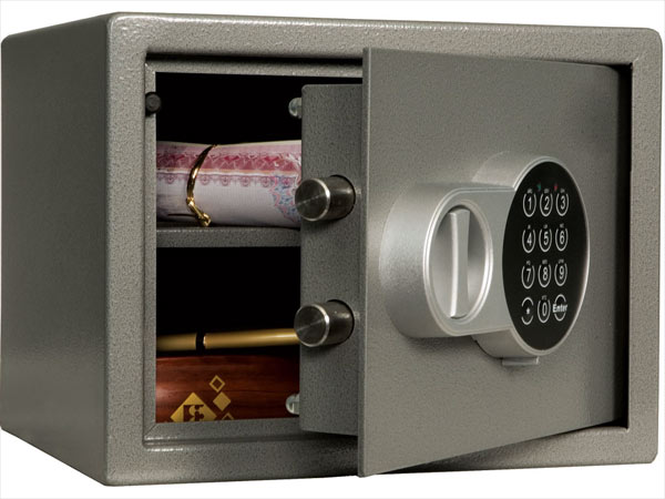 Особенности вскрытия сейфа из-за поломки замка
