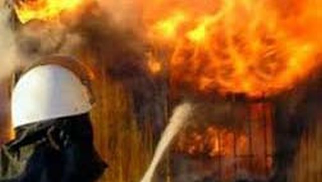 Пожар в Кинешме на Желябова охватил 150 квадратных метров Пожар в Кинешме на Желябова охватил 150 квадратных метров