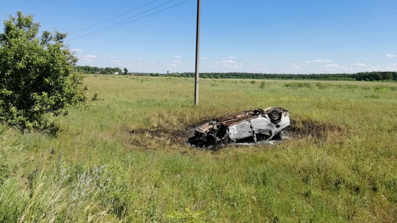 В Ивановской области двое неизвестных напали на водителя такси В Ивановской области двое неизвестных напали на водителя такси