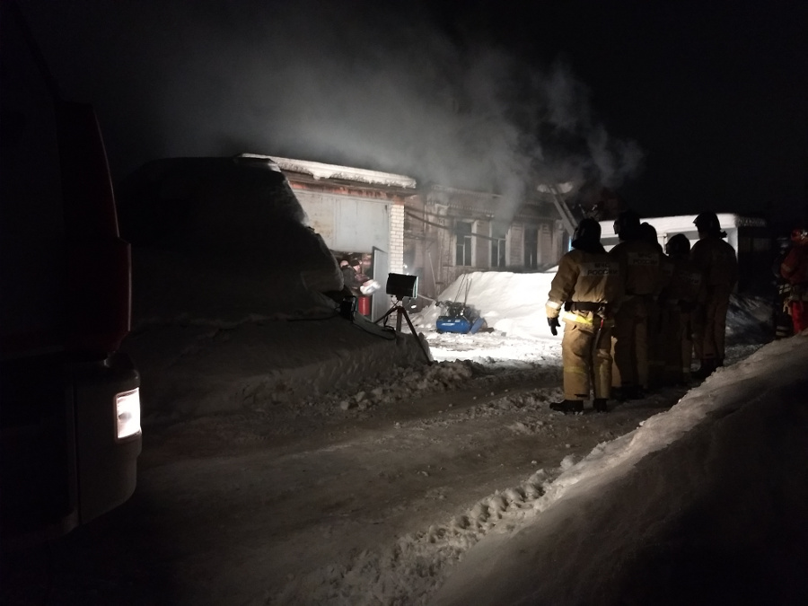 Пожар на Рабочей на видео: воду для тушения пытались включить трижды Пожар на Рабочей на видео: воду для тушения пытались включить трижды