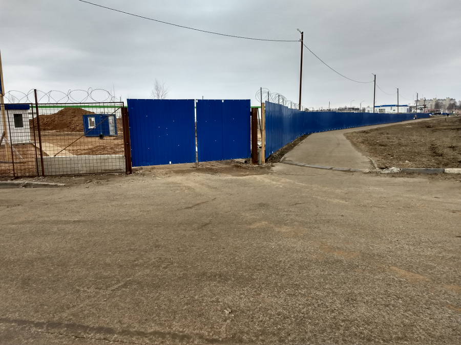 Леруа Мерлен на видео выпускает машины с грязными колесами на дороги Леруа Мерлен в Иванове выпускает машины с грязными колесами на дороги