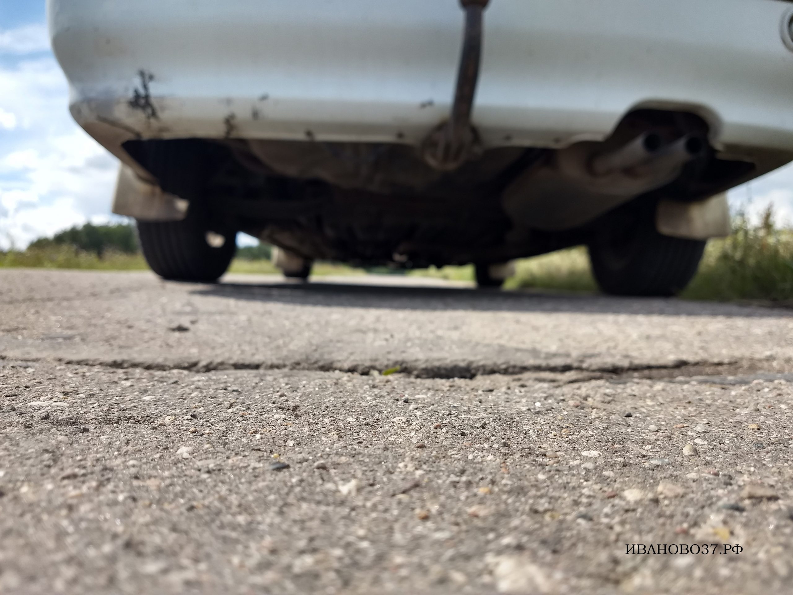 В ДТП у Увальево Лежневского района пострадал человек В ДТП у Увальево Лежневского района пострадал человек