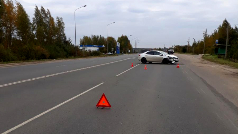 В Ивановском районе столкнулись две иномарки: пострадали четыре человека В Ивановском районе столкнулись две иномарки: пострадали четыре человека