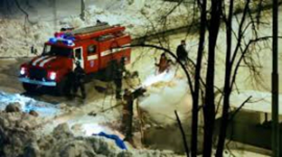 Пожар в городе Шуя на Ленина уничтожил частный дом Пожар в городе Шуя на Ленина уничтожил частный дом