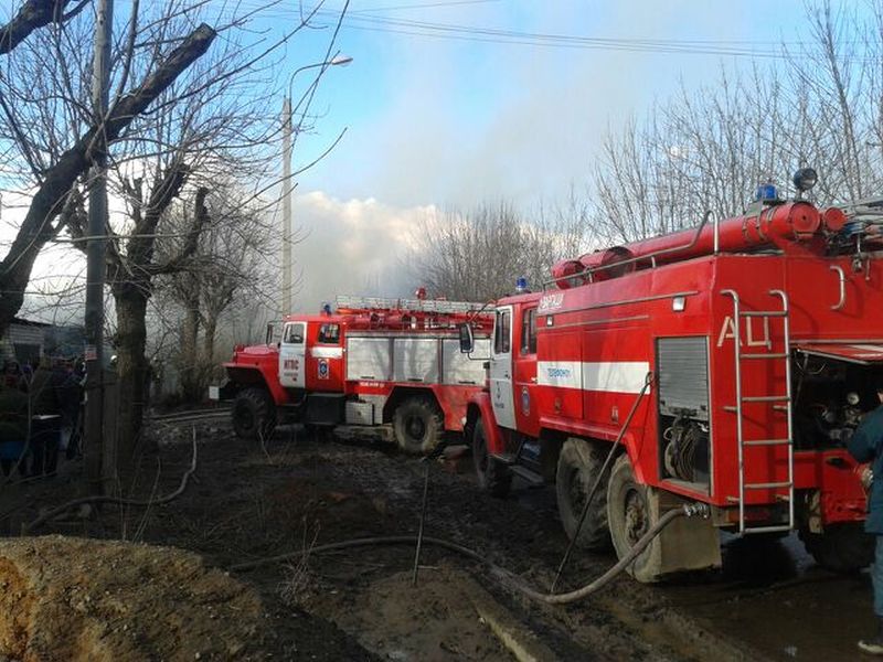 В Шуйском районе сгорела пилорама на 300 квадратах В Шуйском районе сгорела пилорама на 300 квадратах