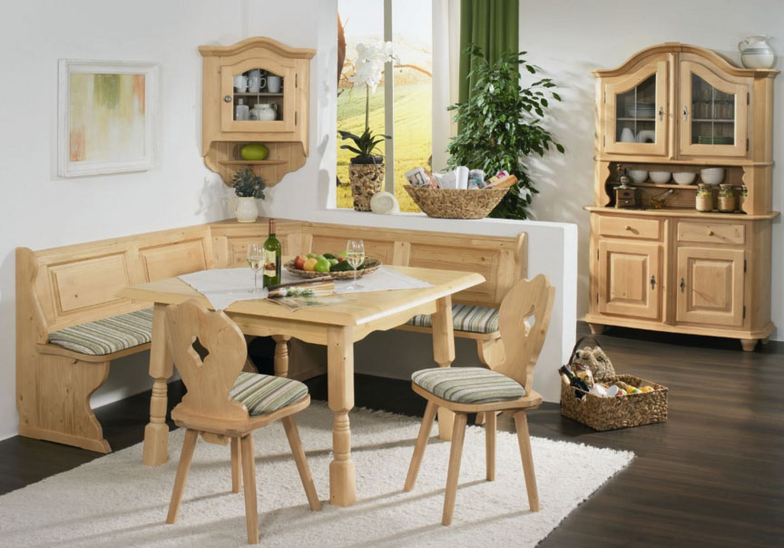 Особенности и преимущества изготовления деревянной мебели под заказ