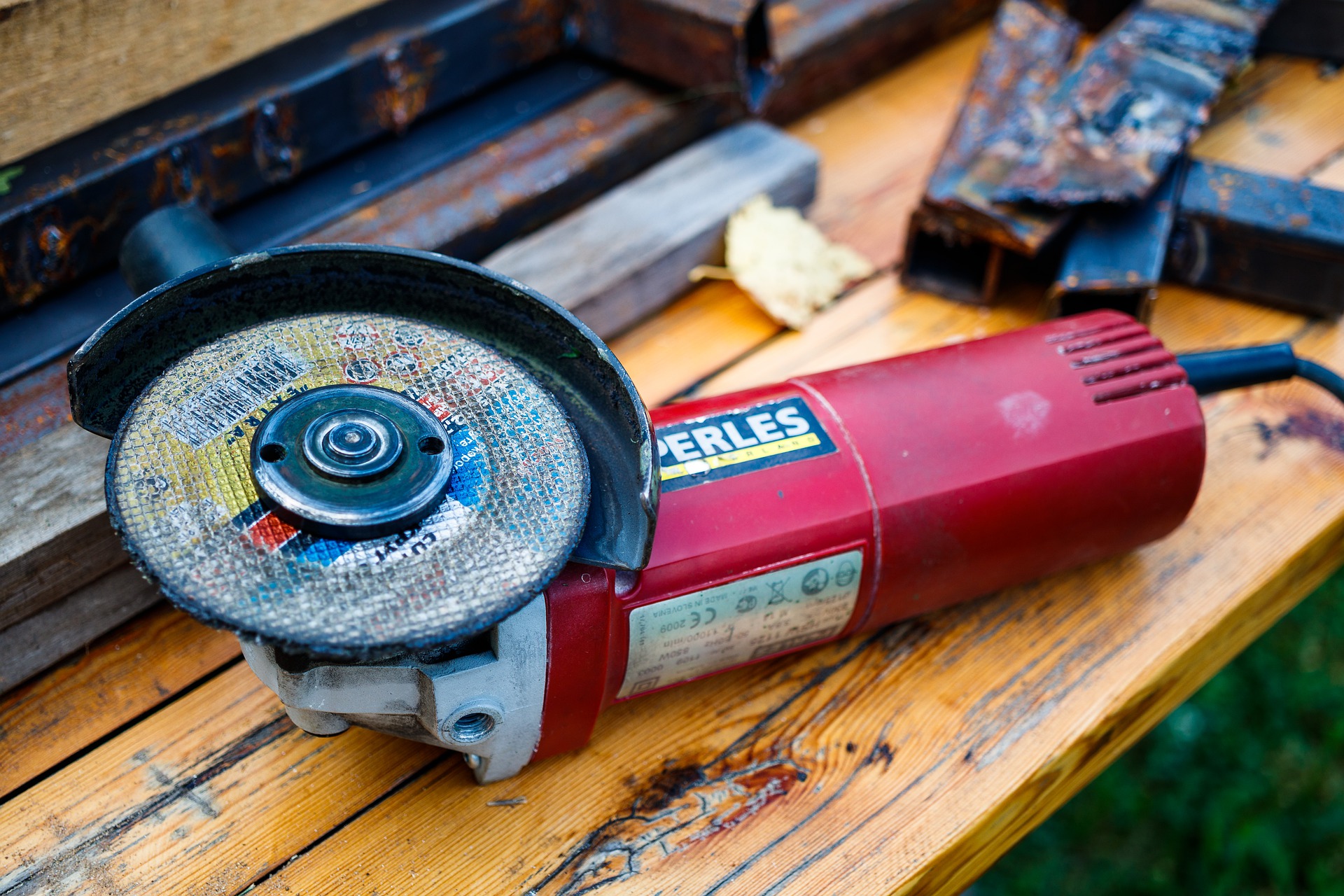 Интернет-магазин Диапазон перечислил подходящие инструменты для строительных и садовых работ В Иванове из-за сломанного пальца ищут водителя маршрутки №1