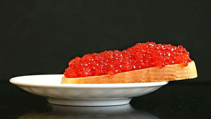 Россельхознадзор нашел на Avito поддельную лососевую икру Россельхознадзор нашел на Avito поддельную лососевую икру