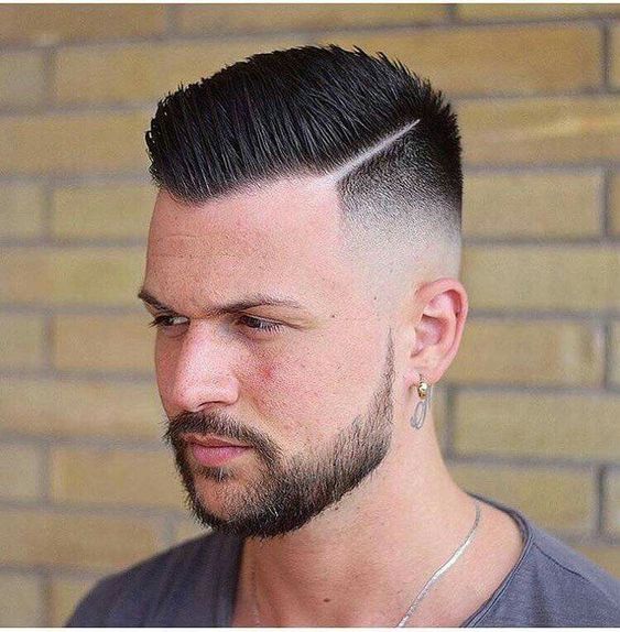 Парикмахер назвал правила стильной мужской стрижки