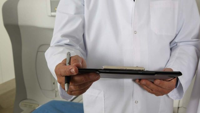 В Вичуге во время карантина открыта «горячая линия» по гриппу и ОРВИ В Вичуге во время карантина открыта "горячая линия" по гриппу и ОРВИ