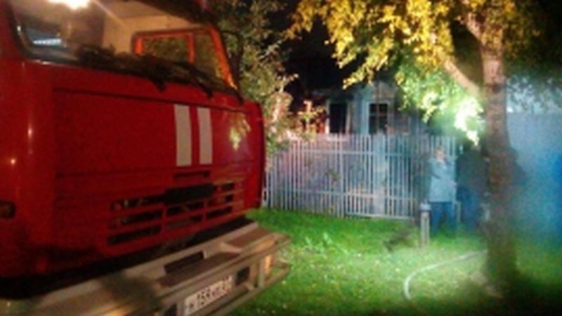 На пожаре в Шуе погибли три человека На пожаре в Шуе погибли три человека