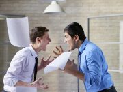 Конфликты с коллегами: причины возникновения и способы решения