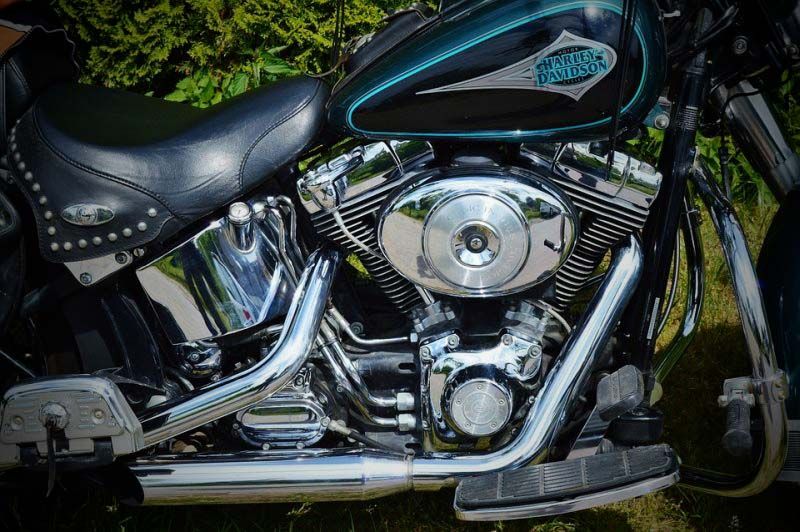 У одного из домов Иванова угнали мотоцикл «Harley Davidson» У одного из домов Иванова угнали мотоцикл "Harley Davidson"