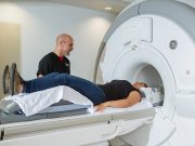 Магнитно-резонансная томография позвоночника: когда это необходимо