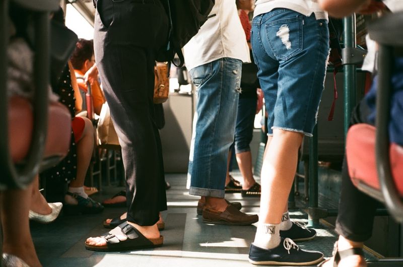 Авария на 1-ой Отрадной с маршруткой: три пассажира госпитализировано Авария на 1-ой Отрадной с маршруткой: три пассажира госпитализировано