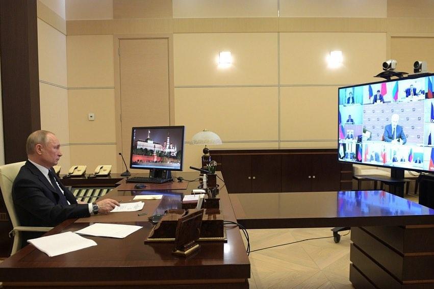 Доплату врачам на три месяца из-за коронавируса пообещал президент Доплату врачам на три месяца из-за коронавируса пообещал президент