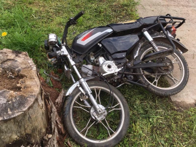 Школьник в Вичугском районе разбился на мопеде В Вичугском районе серьезно пострадал ребенок, катавшйся на мопеде