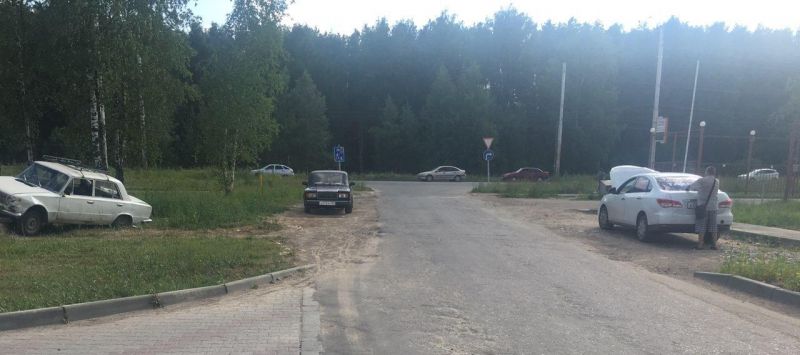 ВАЗ улетел в кювет в Ивановском районе: трое в больнице ВАЗ улетел в кювет в Ивановском районе: трое в больнице