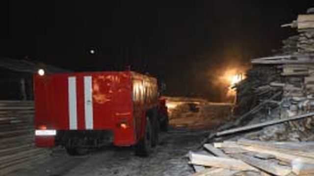 Помещение для сушки лесоматериалов горело в Лухе Помещение для сушки лесоматериалов горело в Лухе