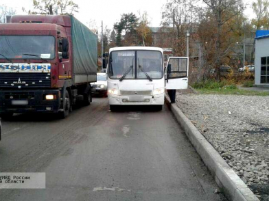 В Кохме была травмирована пассажирка маршрутки В Кохме была травмирована пассажирка маршрутки