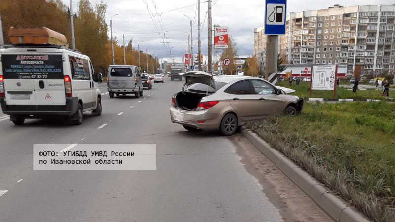 В субботней аварии на Кохомском шоссе пострадали два человека В субботней аварии на Кохомском шоссе пострадали два человека