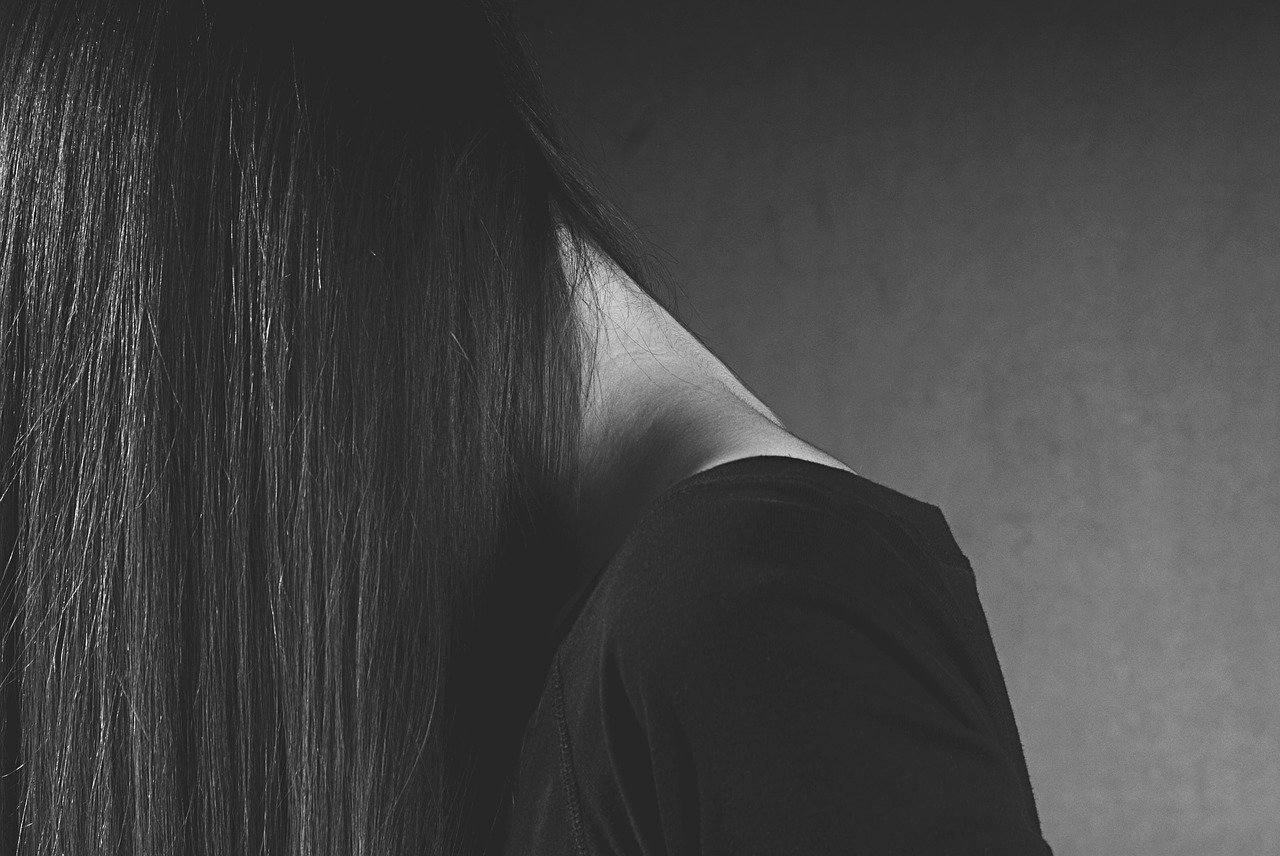 В Шуйском районе сожительница мужчины перерезала горло его отцу В Шуйском районе сожительница мужчины перерезала горло его отцу